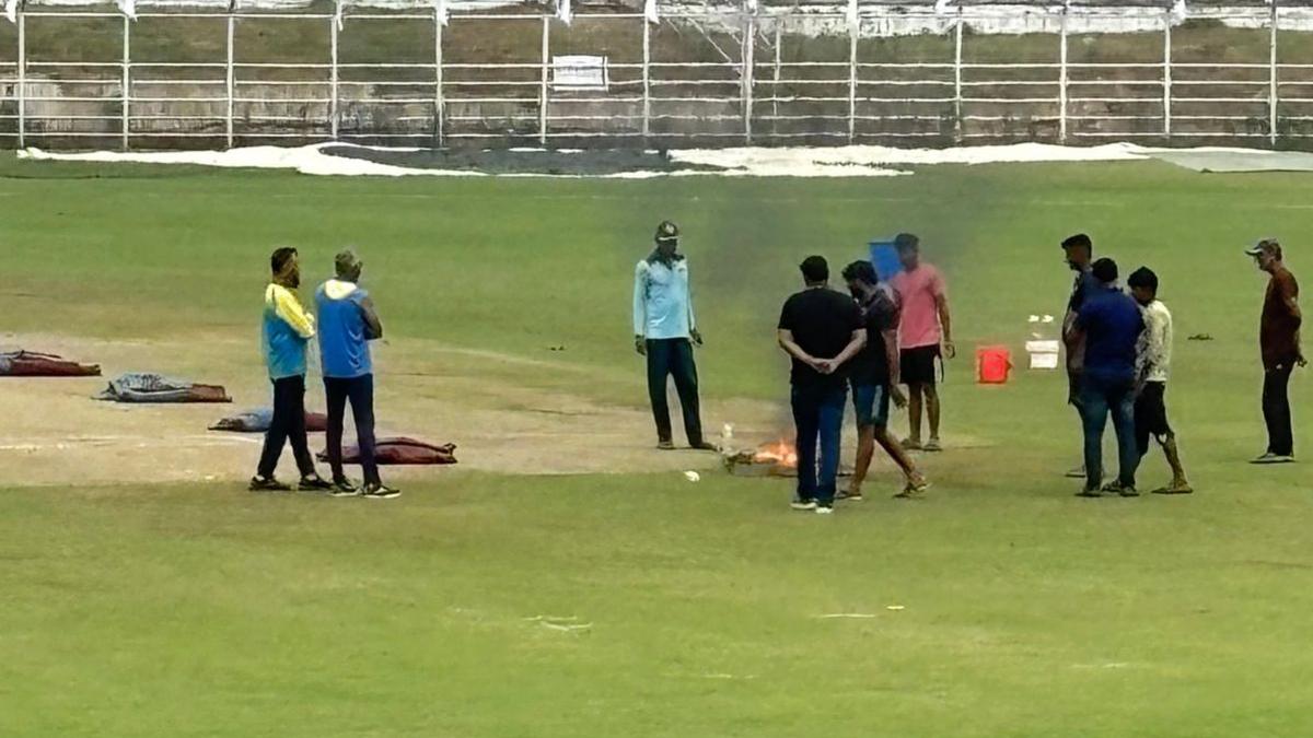 Ranji Trophy 2024-25: Blow-dryers, burning dung cakes in vain as Bihar vs Karnataka Day 2 gets called off due to wet outfield